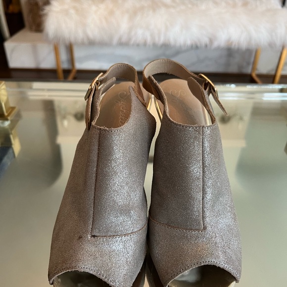 Seychelles Sz 9 suede champagne open toe bootie - Picture 2 of 7
